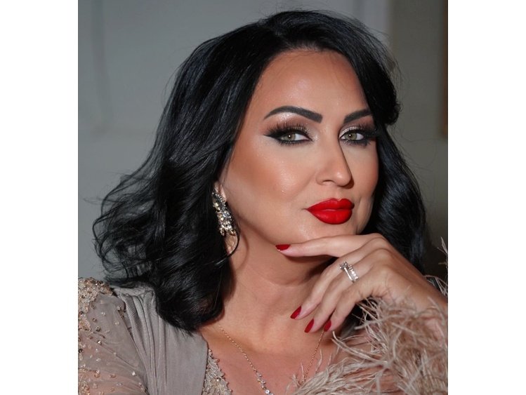 Makeup for 50+ years
